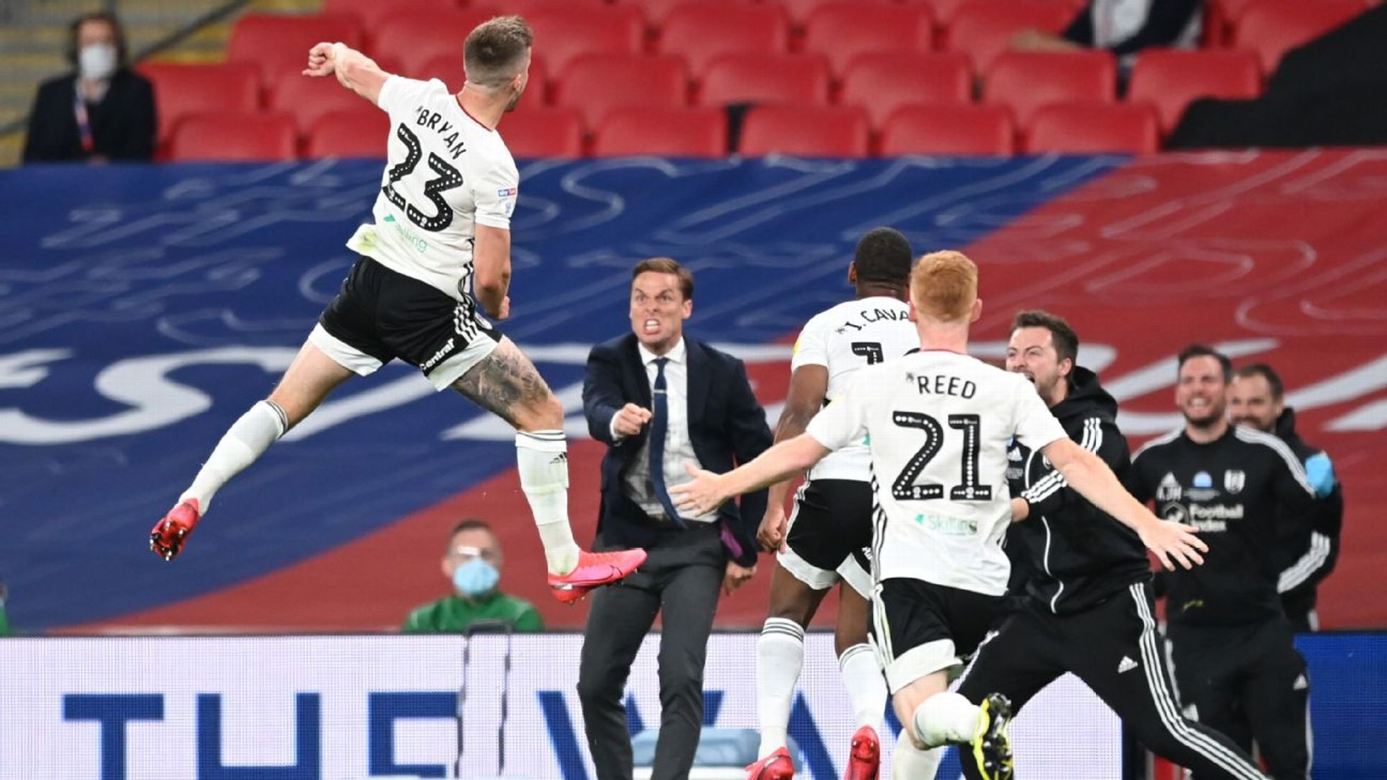 还是密集防 还是密集防